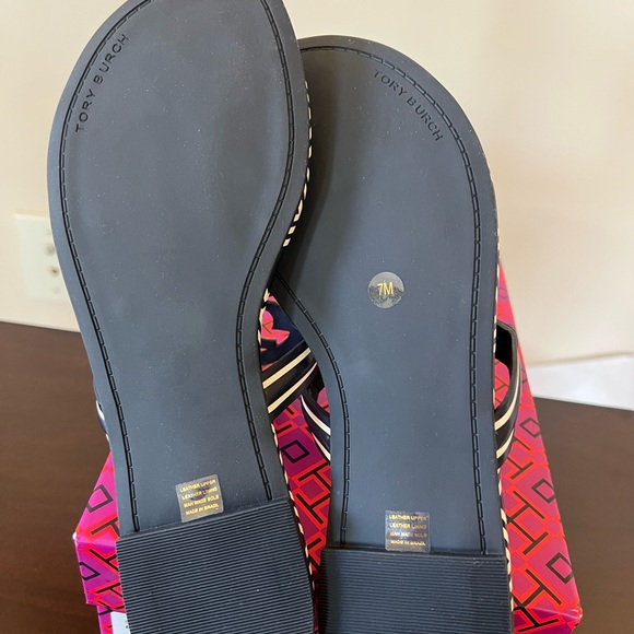 Tory Burch MILLER SANDAL, METALLIC LEATHER - Picture 3 of 13